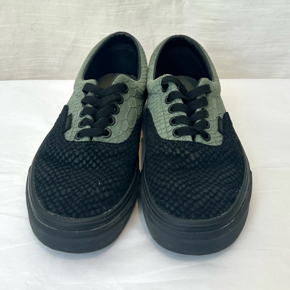 Vans‎ Special Edition Harry Potter Slytherin Snake Black and Green Women's Shoes